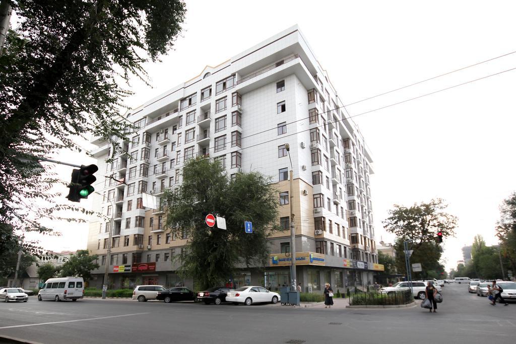 Oscar'S Apartments Biskek Kültér fotó