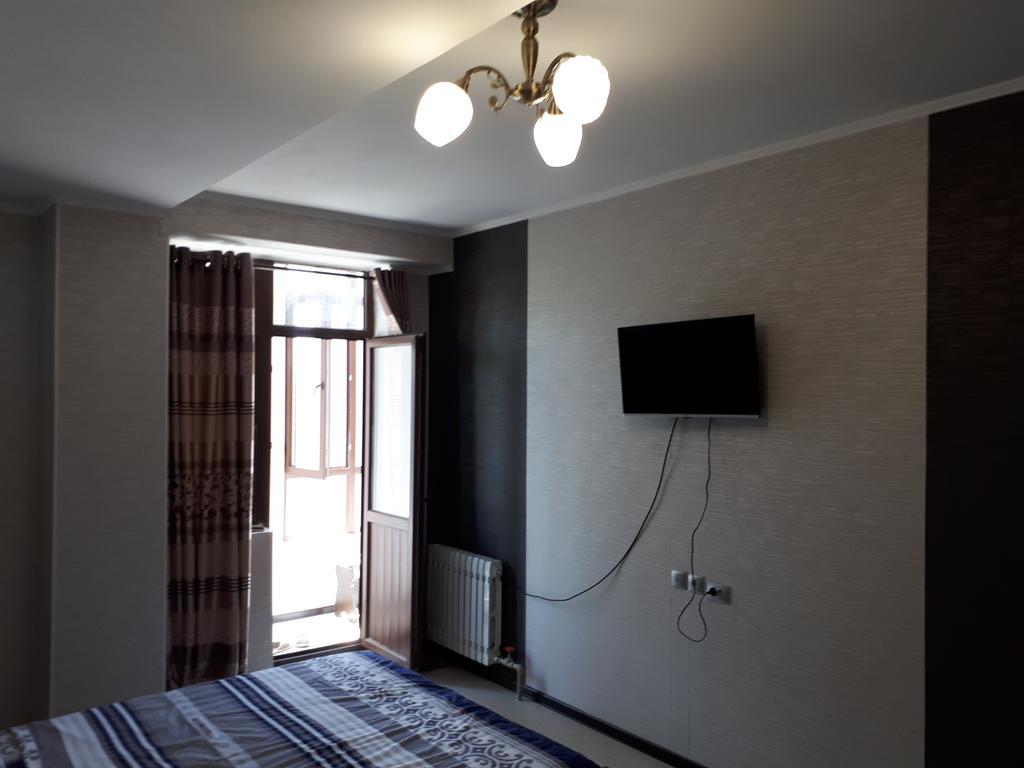Oscar'S Apartments Biskek Kültér fotó